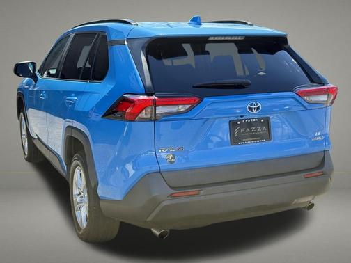 2020 Toyota RAV4 Hybrid LE