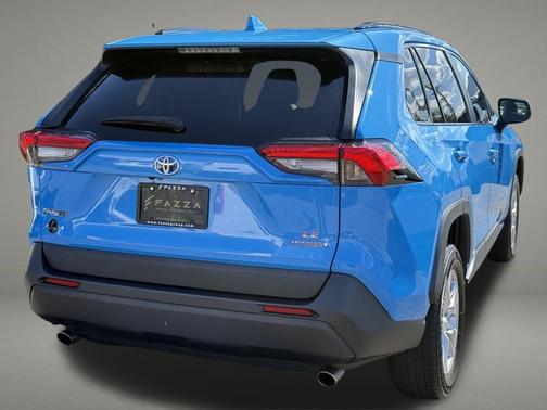 2020 Toyota RAV4 Hybrid LE