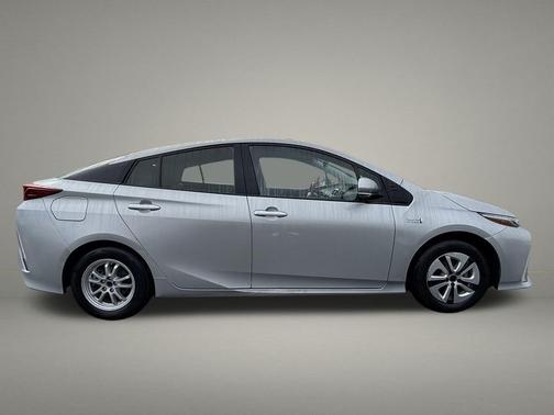 2018 Toyota Prius Prime Plus