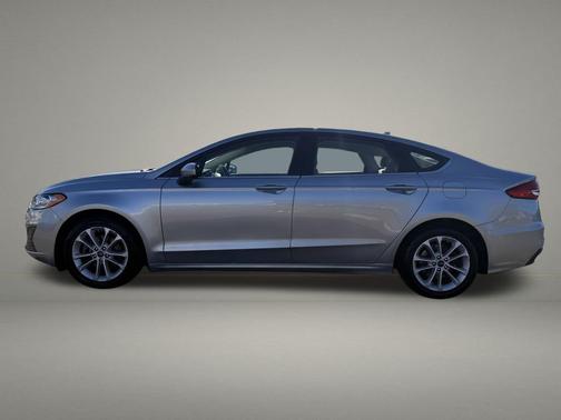 2020 Ford Fusion Hybrid SE