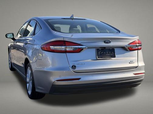 Silver Metallic 2020 Ford Fusion Hybrid SE