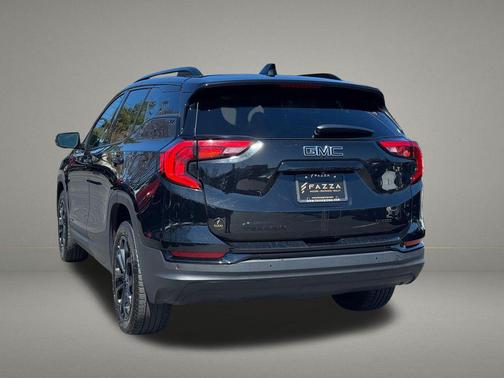 Ebony Twilight Metallic 2021 GMC Terrain SLT