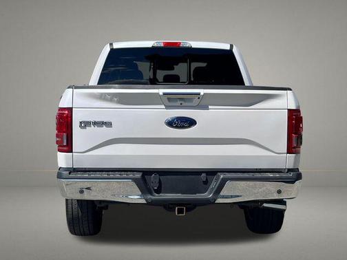 White Platinum Clearcoat Metallic 2017 Ford F-150 Lariat