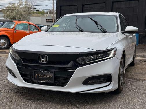 Platinum White Pearl 2019 Honda Accord EX