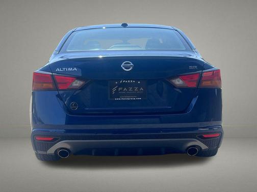 Deep Blue Pearl 2020 Nissan Altima SR FWD