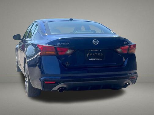 Deep Blue Pearl 2020 Nissan Altima SR FWD