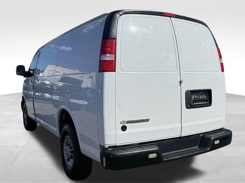 2024 Chevrolet Express 2500 RWD 2500 Regular Wheelbase WT