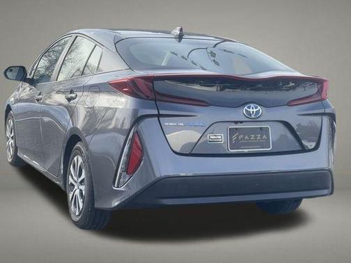 2022 Toyota Prius Prime LE