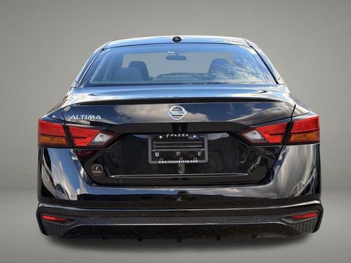 Super Black 2019 Nissan Altima 2.5 S