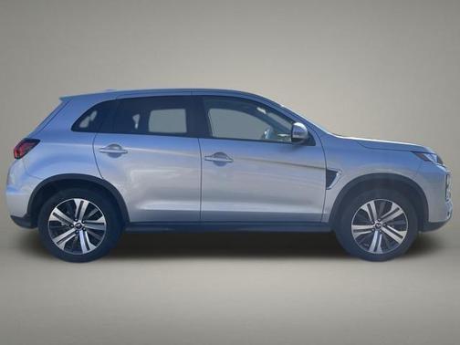 2025 Mitsubishi Outlander Sport SE