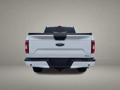 Oxford White 2019 Ford F-150 XLT