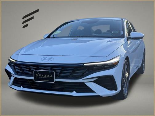 2025 Hyundai ELANTRA SEL