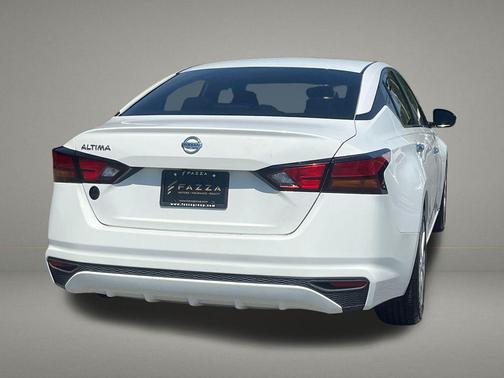 Glacier White 2021 Nissan Altima S FWD