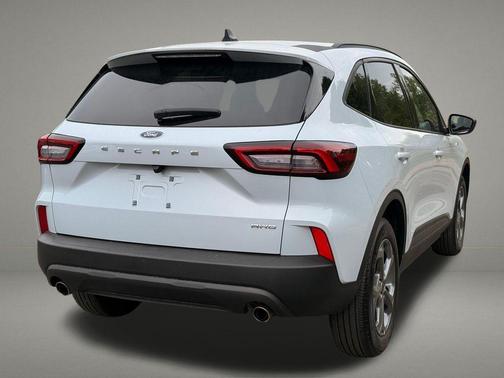 Silver Metallic 2025 Ford Escape ST-Line