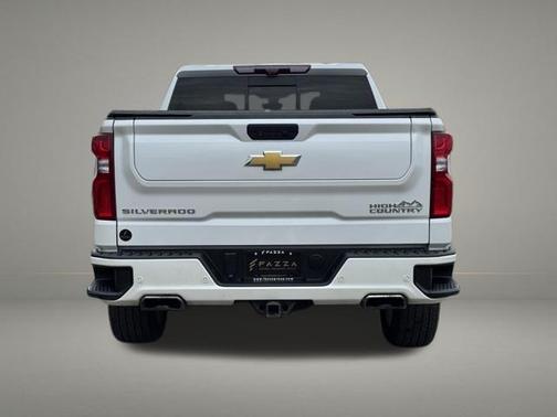 Iridescent Pearl Tricoat 2021 Chevrolet Silverado 1500 High Country