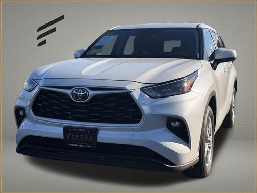 2023 Toyota Highlander LE