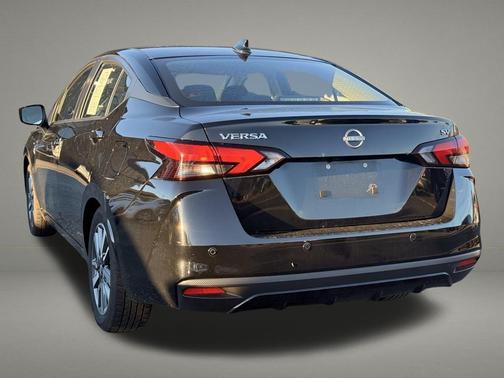 2023 Nissan Versa 1.6 SV