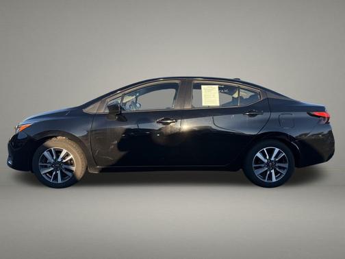 2023 Nissan Versa 1.6 SV