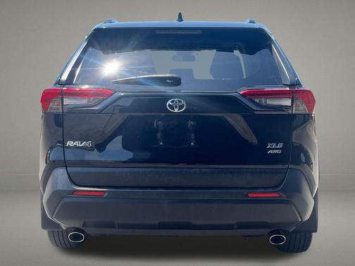 Midnight Black Metallic 2020 Toyota RAV4 XLE