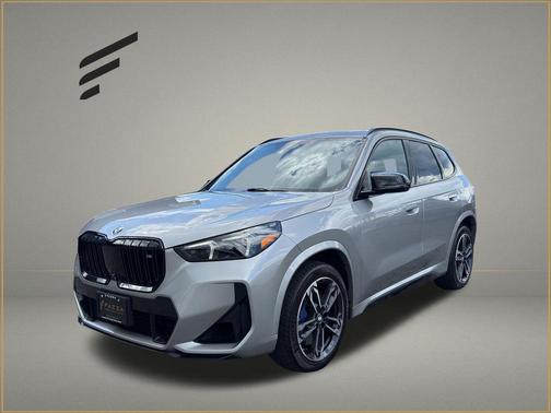 Space Silver Metallic 2024 BMW X1 M35i