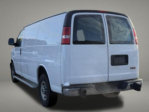 2017 GMC Savana 2500 Work Van