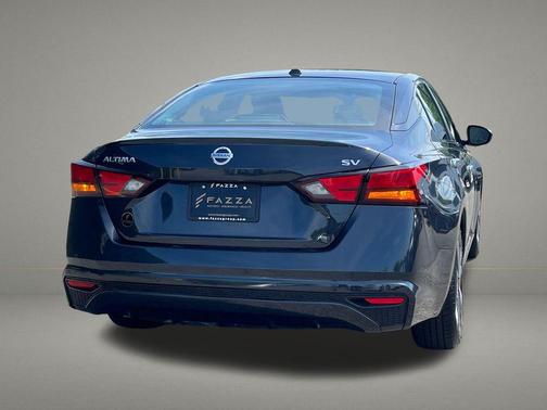 Storm Blue Metallic 2021 Nissan Altima 2.5 SV
