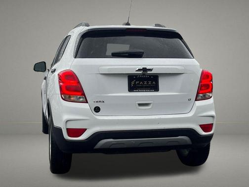 Summit White 2020 Chevrolet Trax LT