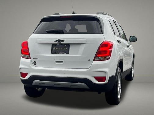 Summit White 2020 Chevrolet Trax LT