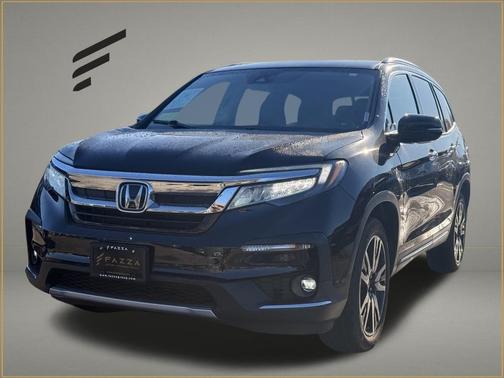 2022 Honda Pilot Touring 8-Passenger