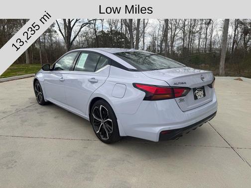 2024 Nissan Altima SR FWD