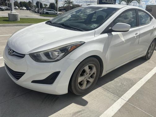 2014 Hyundai ELANTRA SE