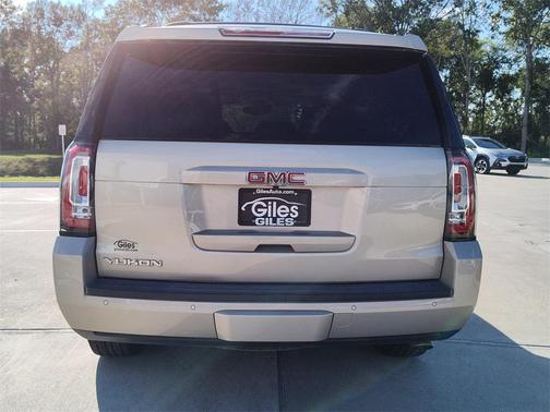 2016 GMC Yukon SLT