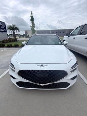 Alta White 2022 Genesis G70 3.3T RWD