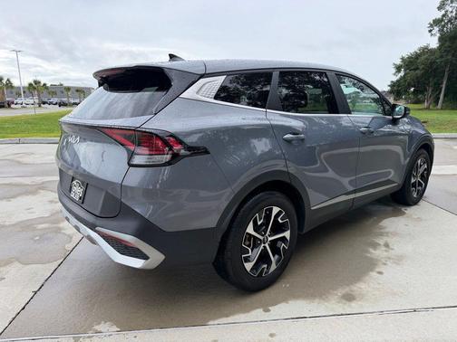 Everlasting Silver 2023 Kia Sportage EX