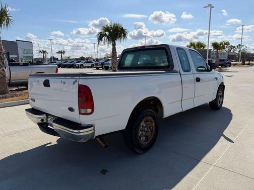 2000 Ford F-150 XL