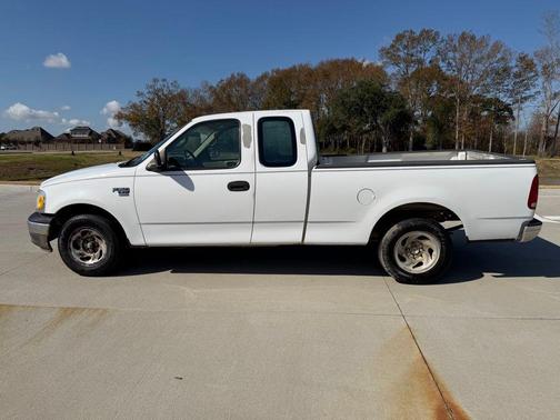 2000 Ford F-150 XL