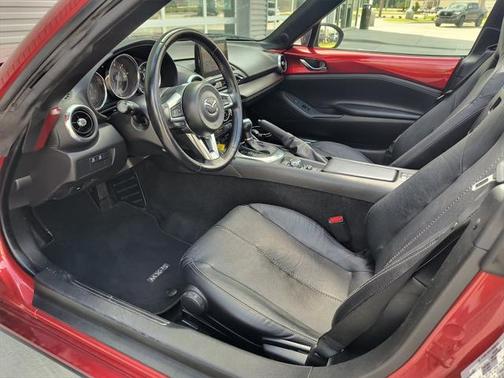 2021 Mazda MX-5 Miata RF Grand Touring