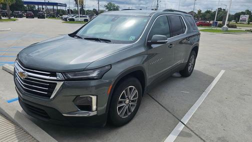 Silver Sage Metallic 2023 Chevrolet Traverse LT Cloth