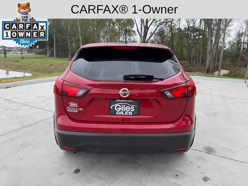 2018 Nissan Rogue Sport S