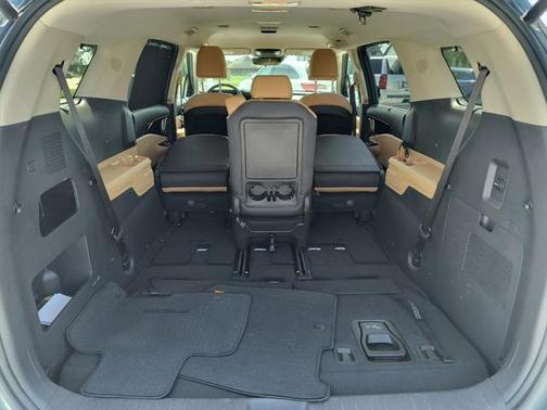 2022 Kia Carnival EX