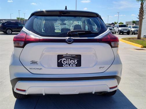 2024 Nissan Kicks SV
