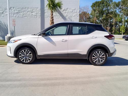 2024 Nissan Kicks SV