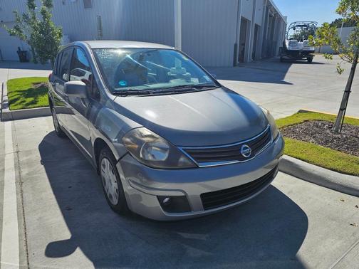 2012 Nissan Versa 1.8 S