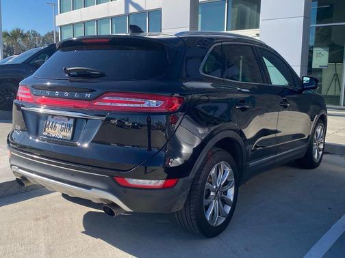 2019 Lincoln MKC Select