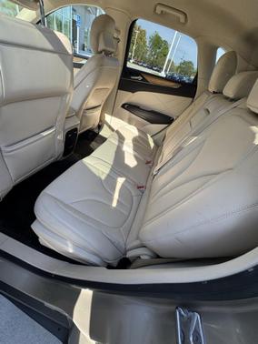 2015 Lincoln MKC Base