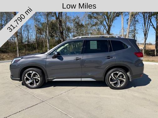 2023 Subaru Forester Touring