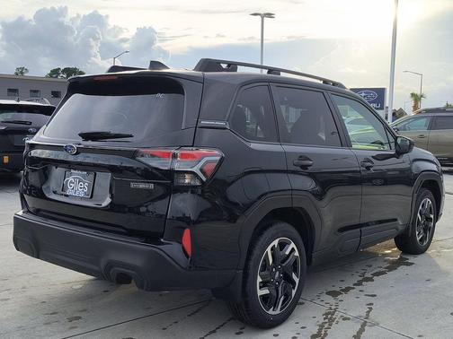 2025 Subaru Forester Hybrid Premium