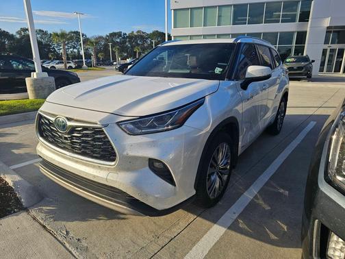 2020 Toyota Highlander Hybrid Platinum