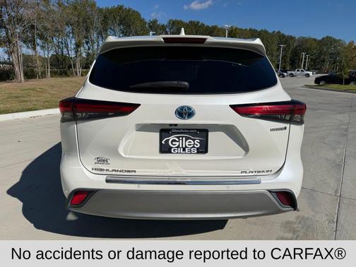 2020 Toyota Highlander Hybrid Platinum