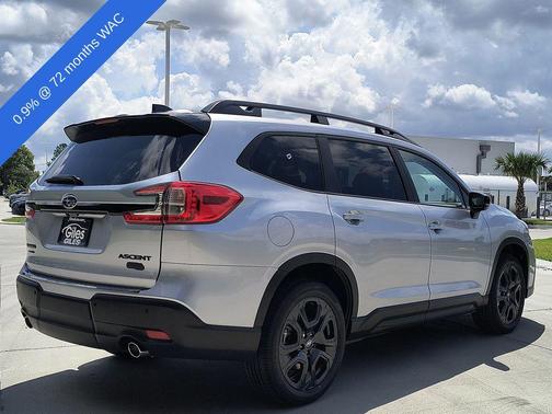Ice Silver Metallic 2025 Subaru Ascent Onyx Edition Touring 7-Passenger